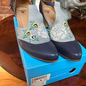 Stunning John Fluevog Navy and Sky Blue Wonder’s Ankle Strap- Embroidered